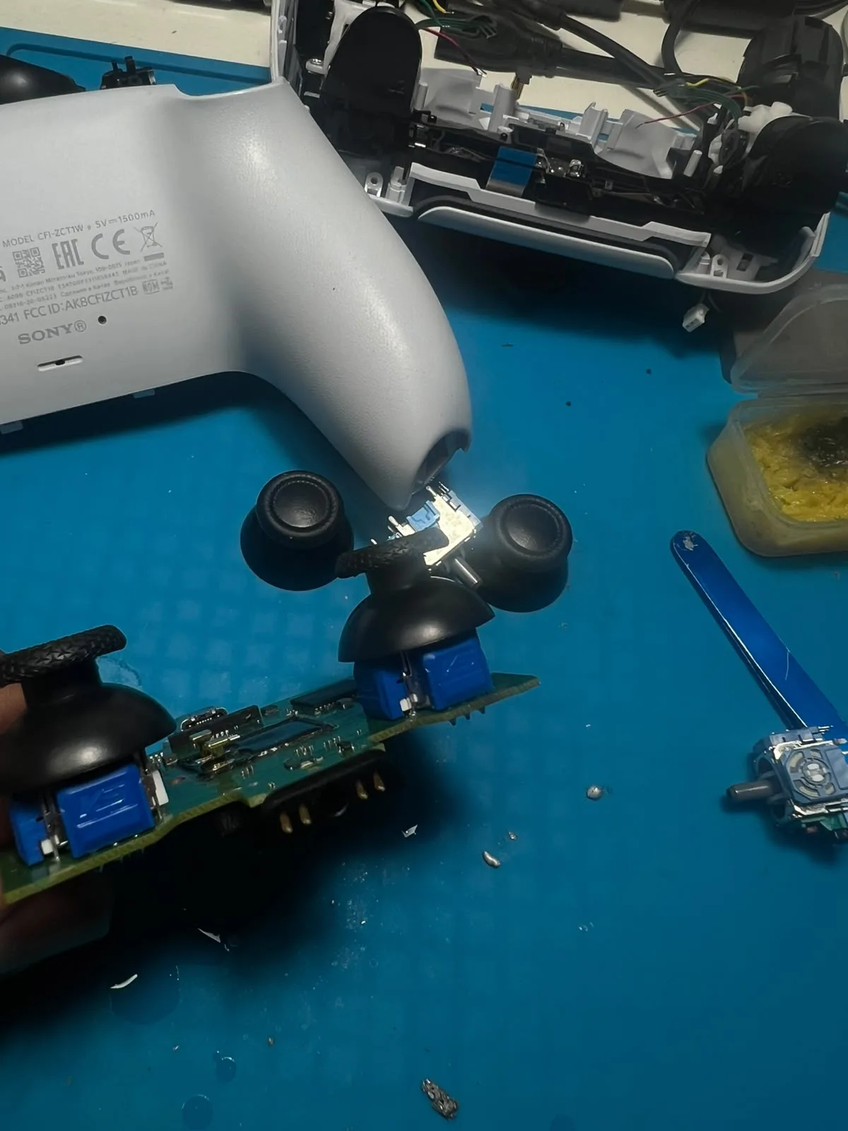 Mando PlayStation 5 con joysticks magnéticos