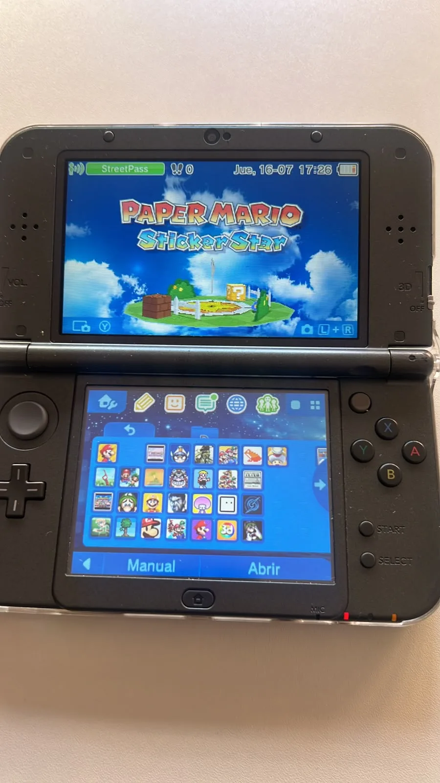New Nintendo 3DS XL probada tras reparación